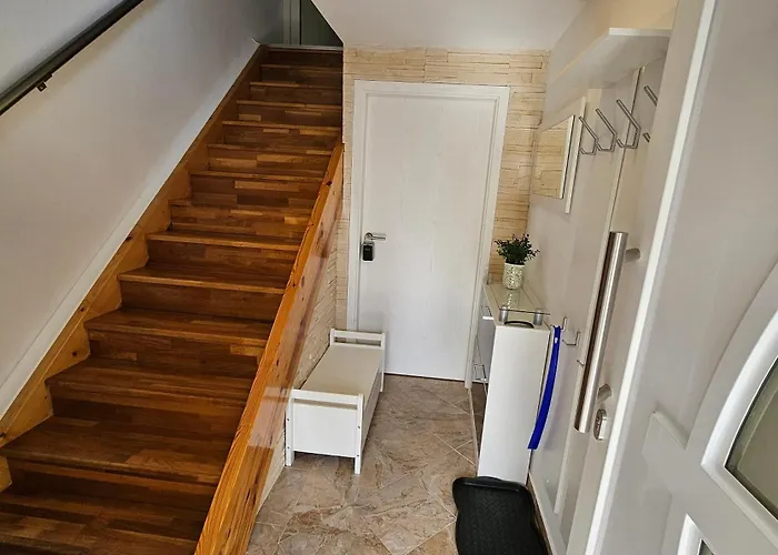 게스트하우스 Schatteneck 3*