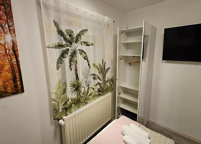 Schatteneck 게스트하우스 딘클스버